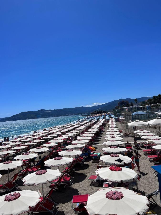 Savona Casa Per Vacanze E Lavoro Διαμέρισμα Εξωτερικό φωτογραφία